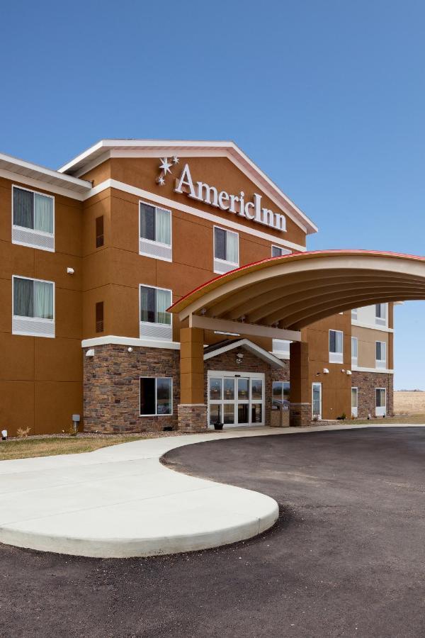 Americinn By Wyndham Dewitt Екстериор снимка
